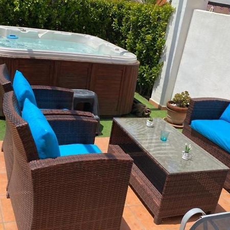 Exquisite 3 Bed Apartment With Private Jacuzzi El Romero Екстериор снимка