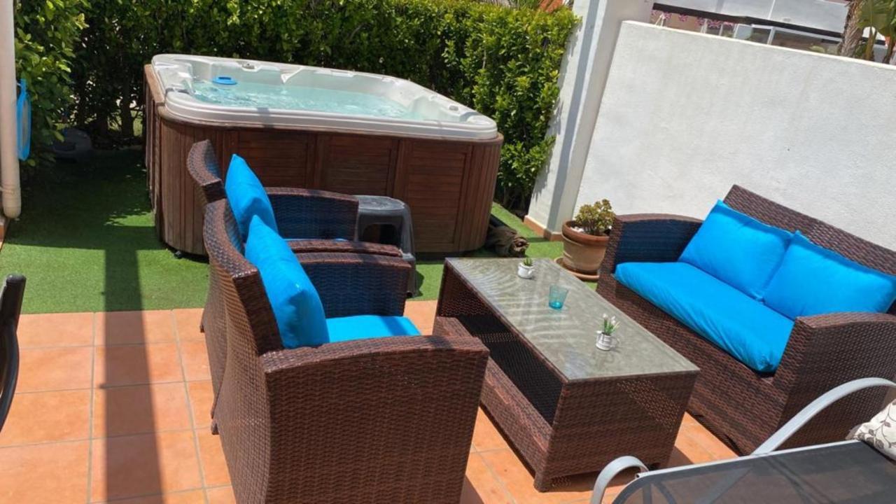 Exquisite 3 Bed Apartment With Private Jacuzzi El Romero Екстериор снимка
